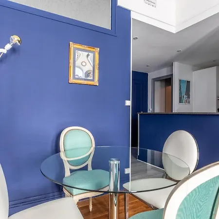 International Rosa Blue - Design - Centre - Ancien Palace Apartamento *